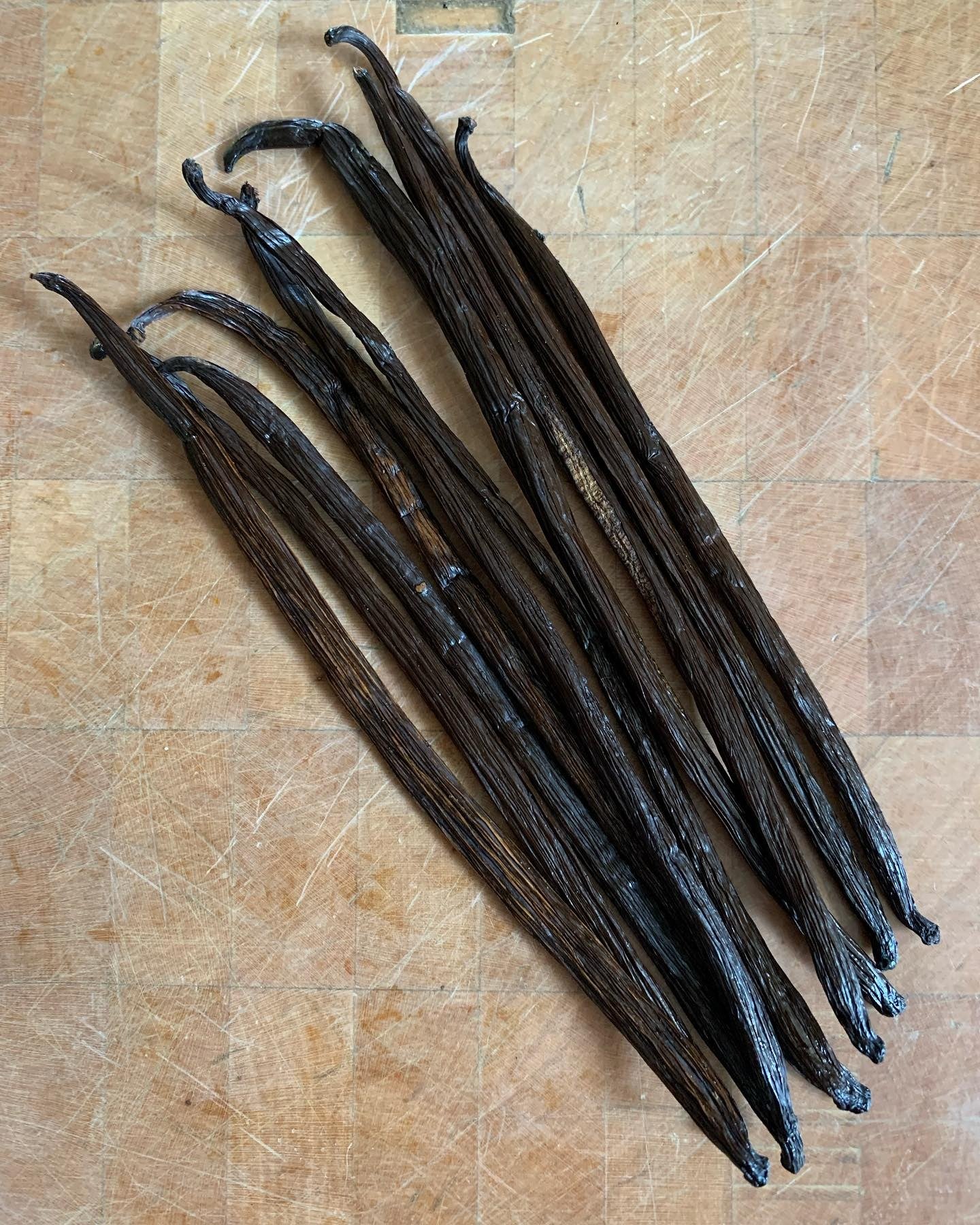 INDONESIAN Vanilla Pods (Beans) - Grade A - FREE SHIPPING